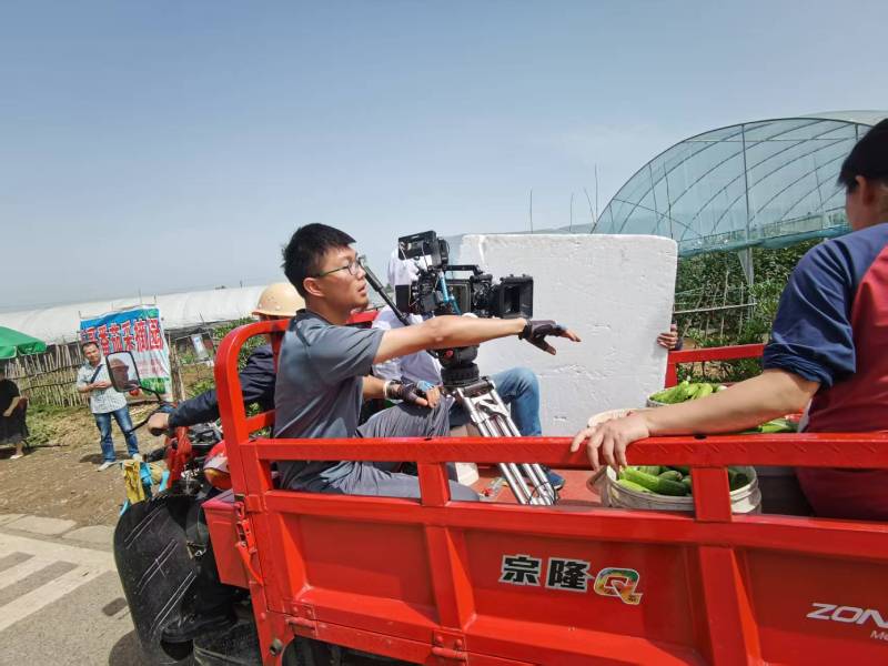 电商爆款背后的推手：大邑县产品视频拍摄公司精准捕捉卖点痛点